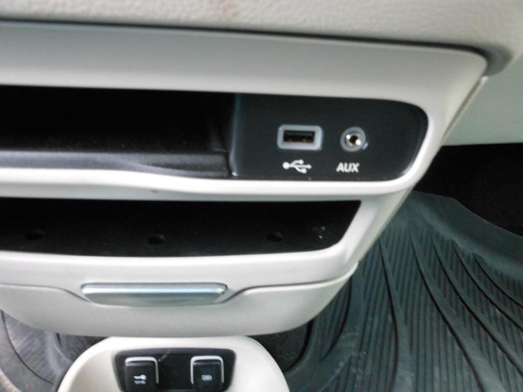 2018 Chrysler Pacifica Image 22