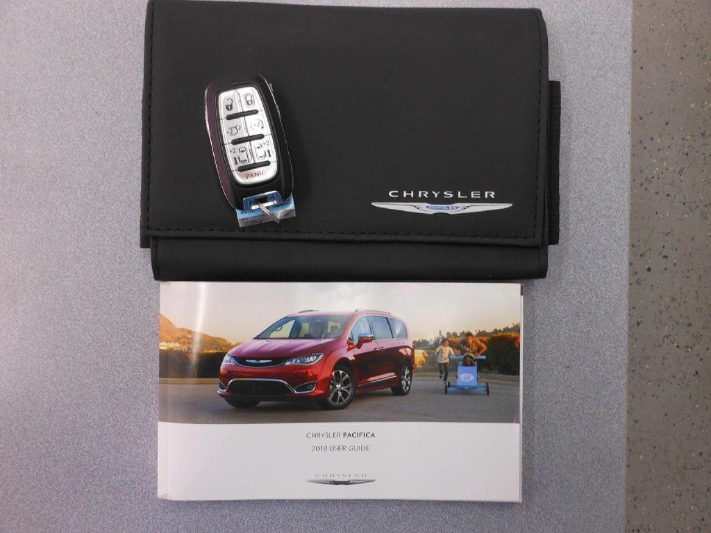 2018 Chrysler Pacifica Image 27