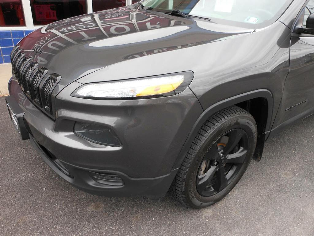 2017 Jeep Cherokee Image 9