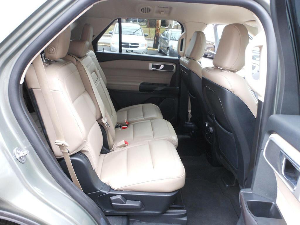 2020 Ford Explorer Image 13