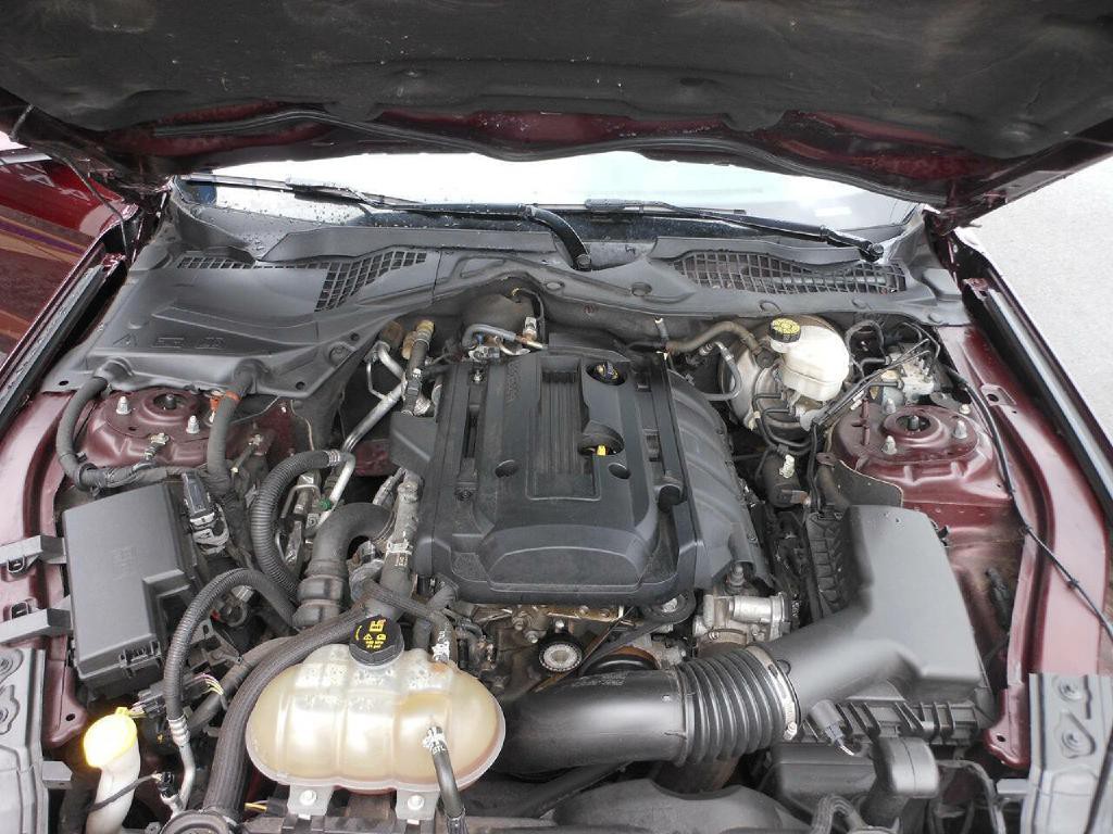 2018 Ford Mustang Image 21