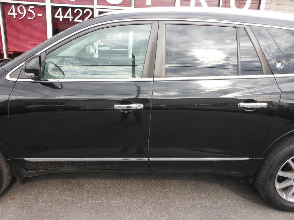 2017 Buick Enclave Image 8