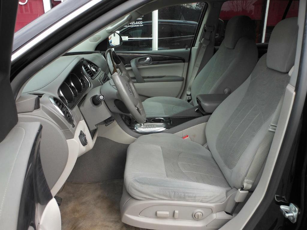 2017 Buick Enclave Image 11