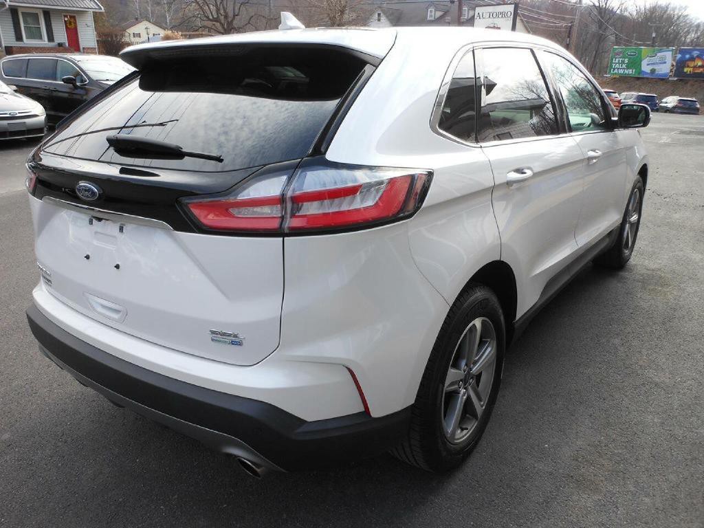 2019 Ford Edge Image 5