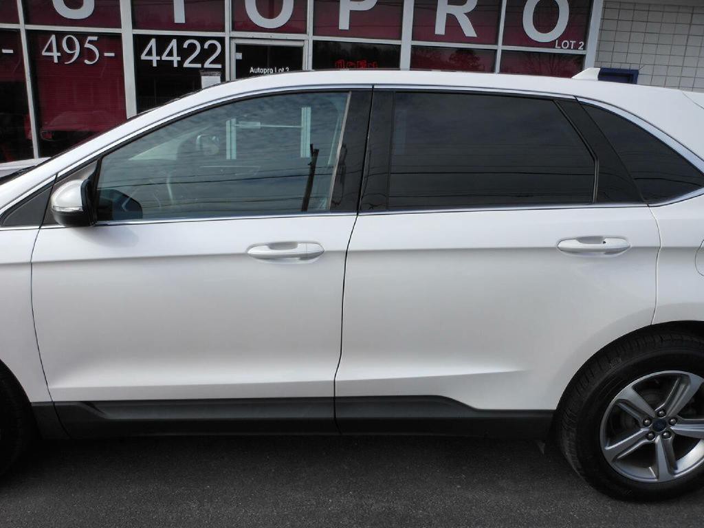 2019 Ford Edge Image 8