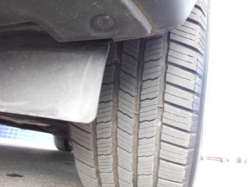 2019 Ford Edge Image 10