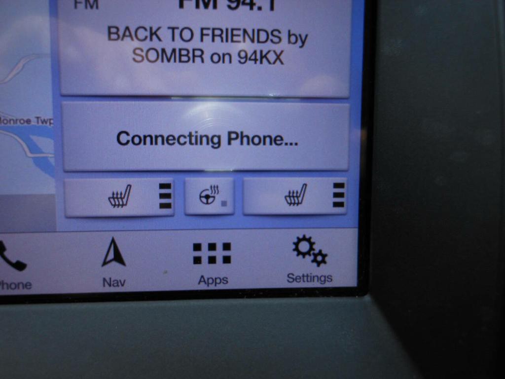 2019 Ford Edge Image 20