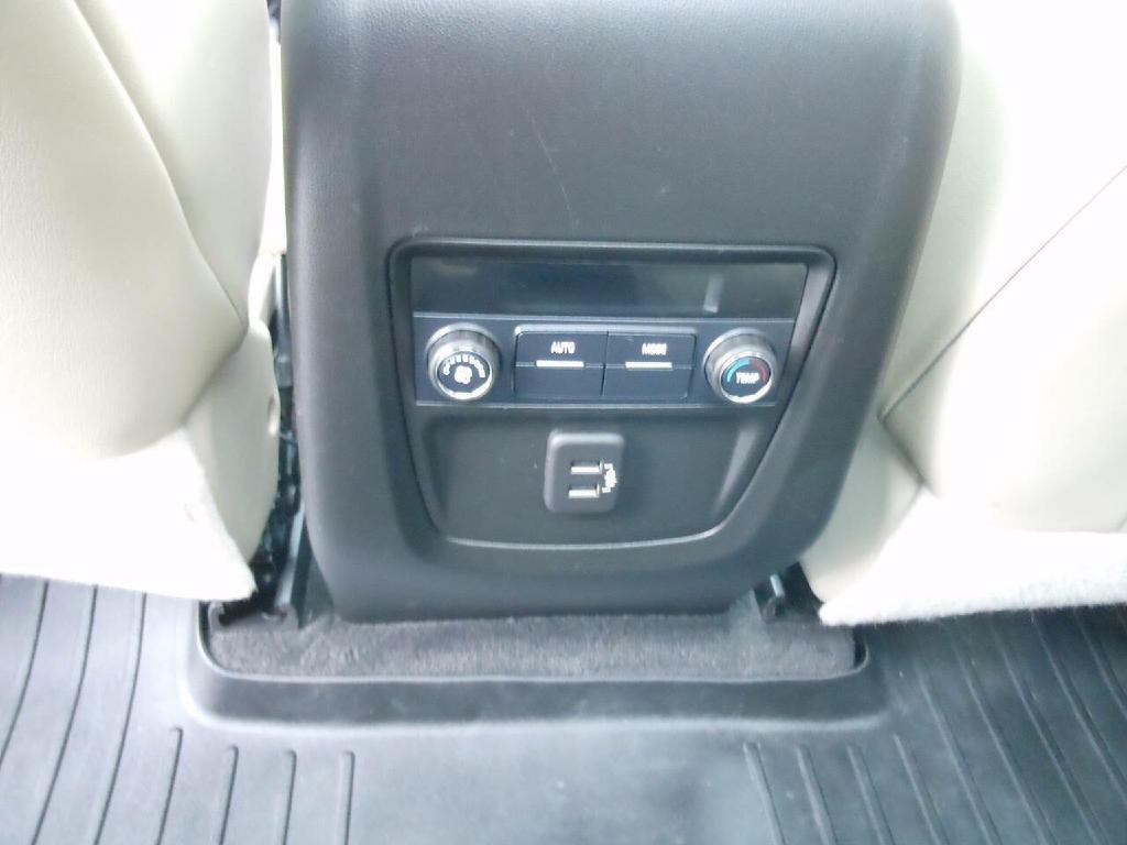 2019 Buick Enclave Image 19