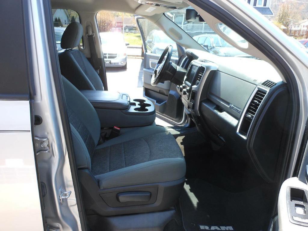 2017 RAM 1500 Image 14