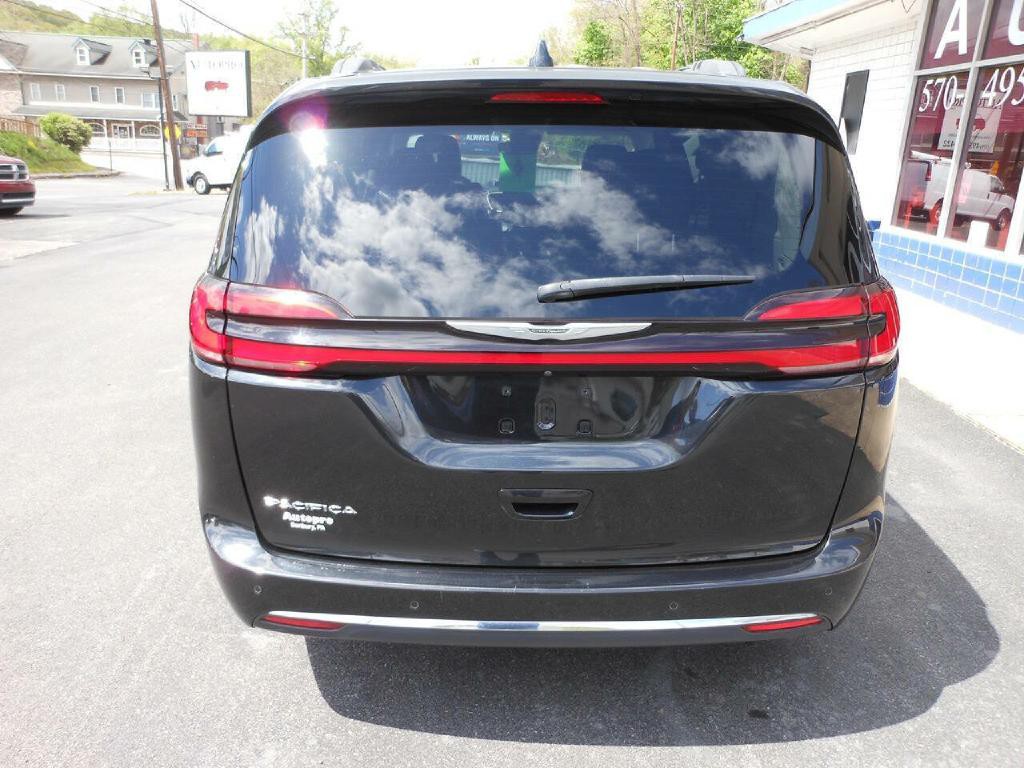 2022 Chrysler Pacifica Image 6