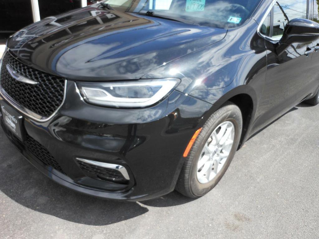 2022 Chrysler Pacifica Image 9