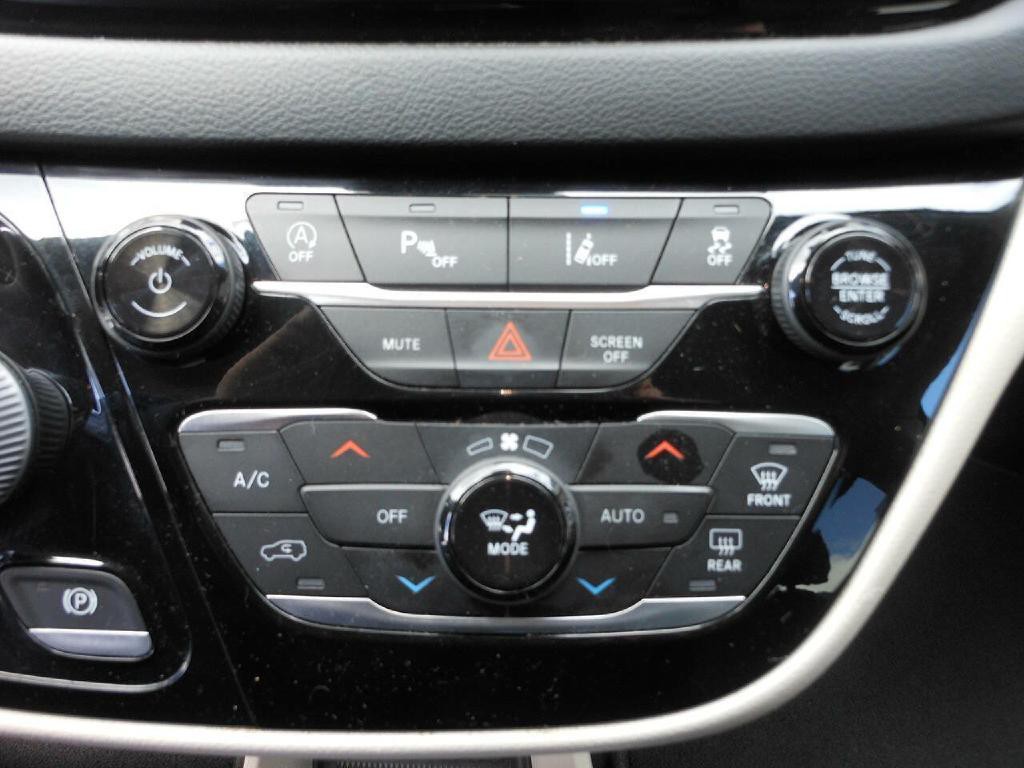 2022 Chrysler Pacifica Image 20