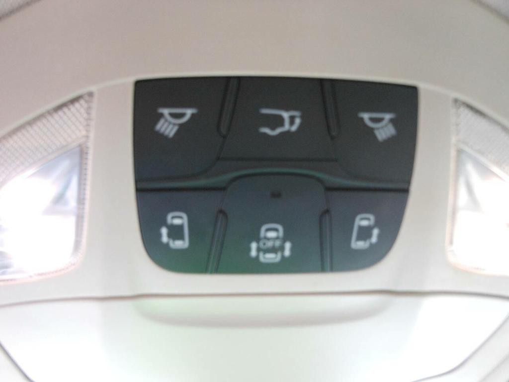 2022 Chrysler Pacifica Image 22