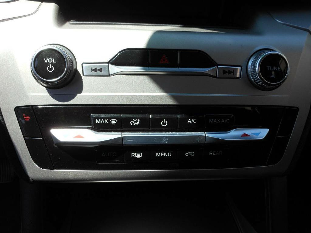 2021 Ford Explorer Image 20
