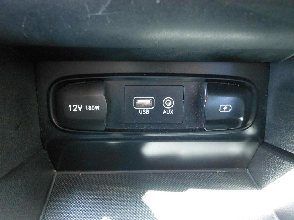 2019 Hyundai Santa Fe Image 19