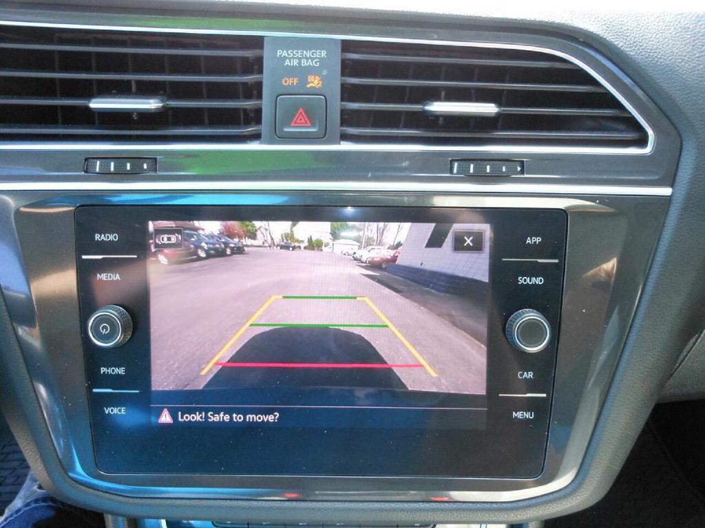 2021 Volkswagen Tiguan Image 17