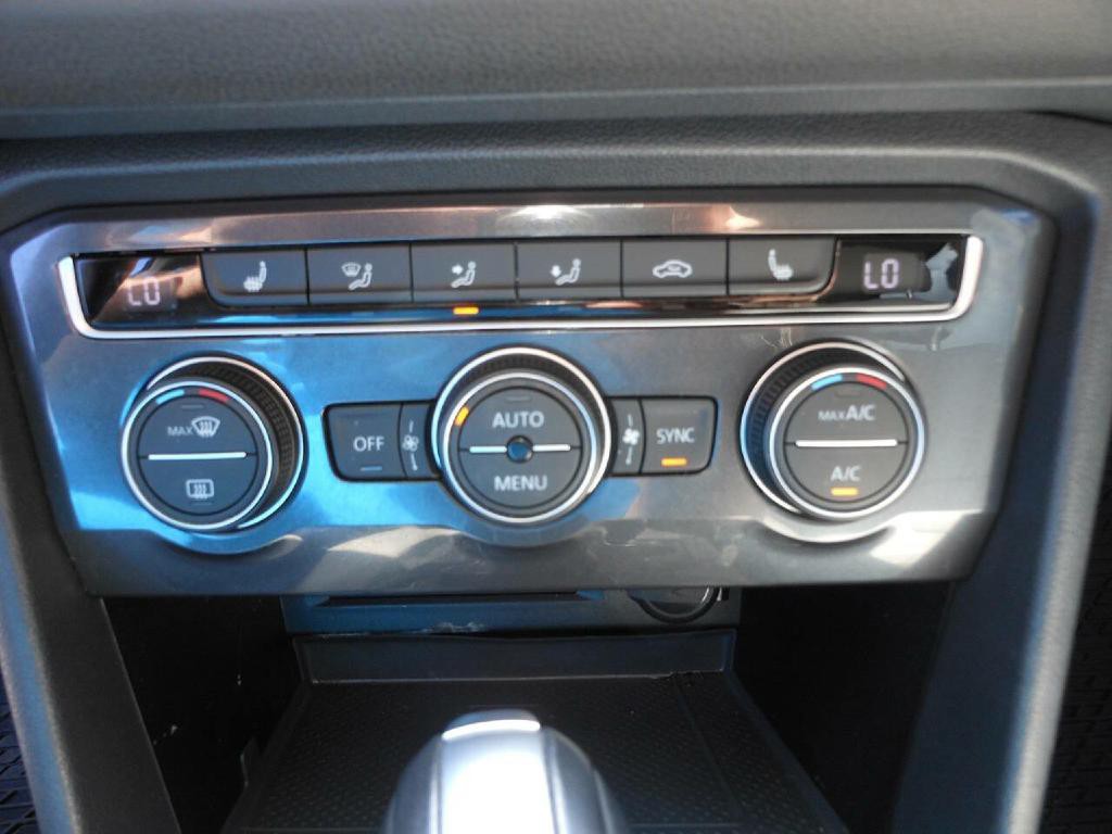 2021 Volkswagen Tiguan Image 18