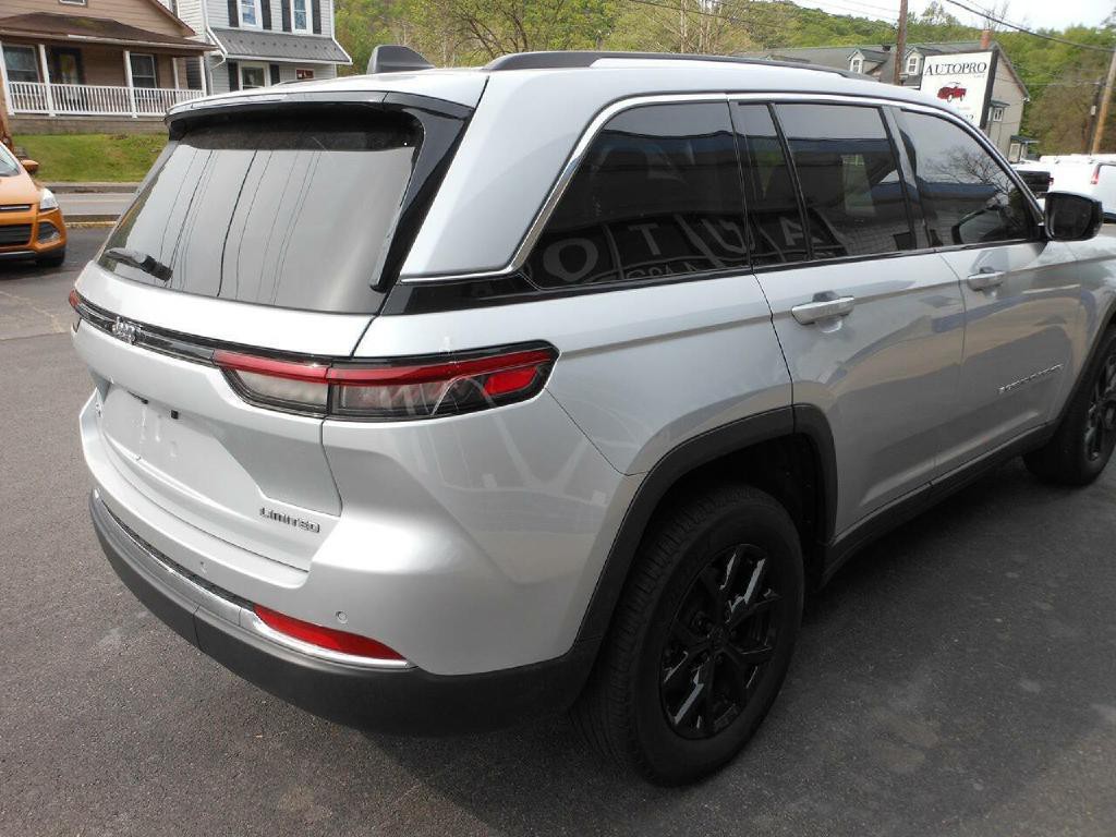 2022 Jeep Grand Cherokee Image 5