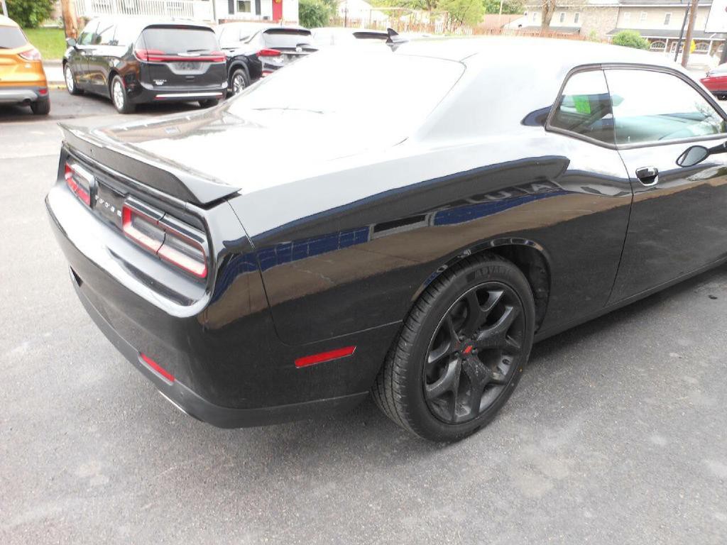 2018 Dodge Challenger Image 5