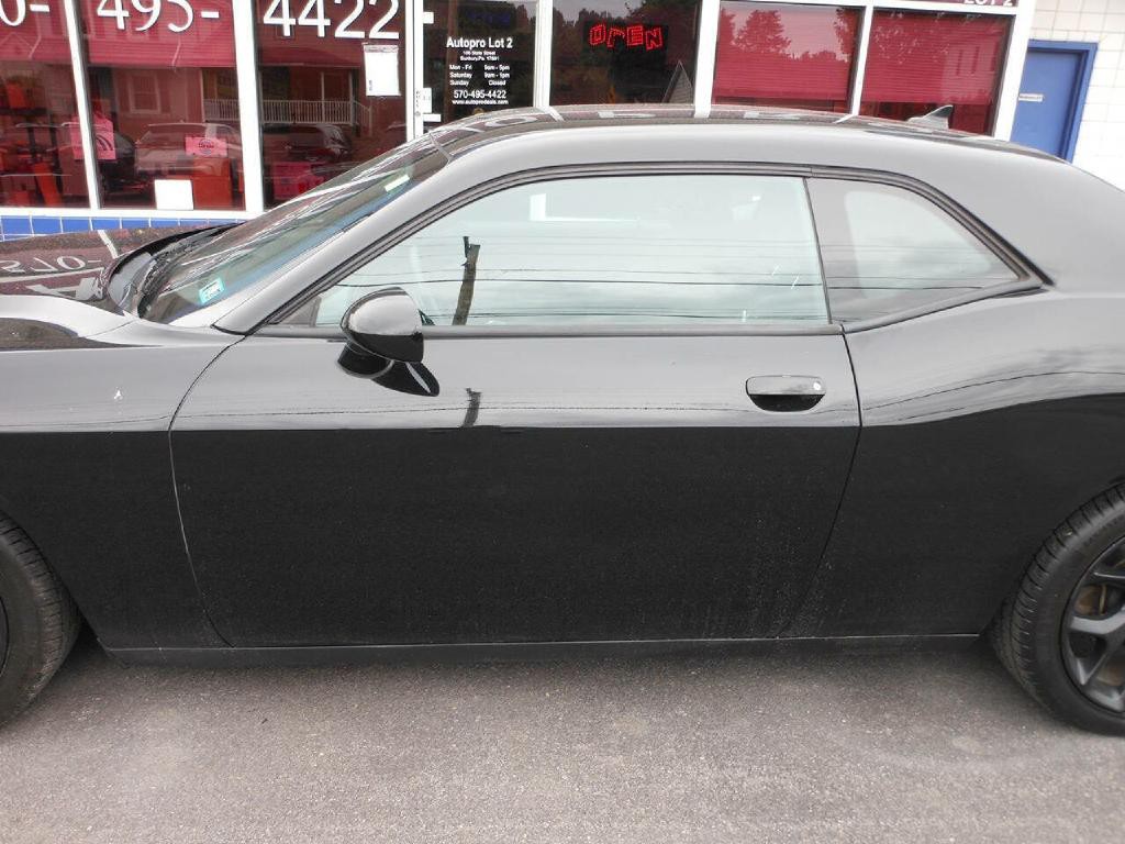 2018 Dodge Challenger Image 8
