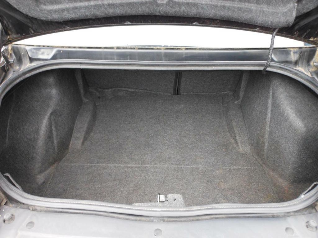 2018 Dodge Challenger Image 15