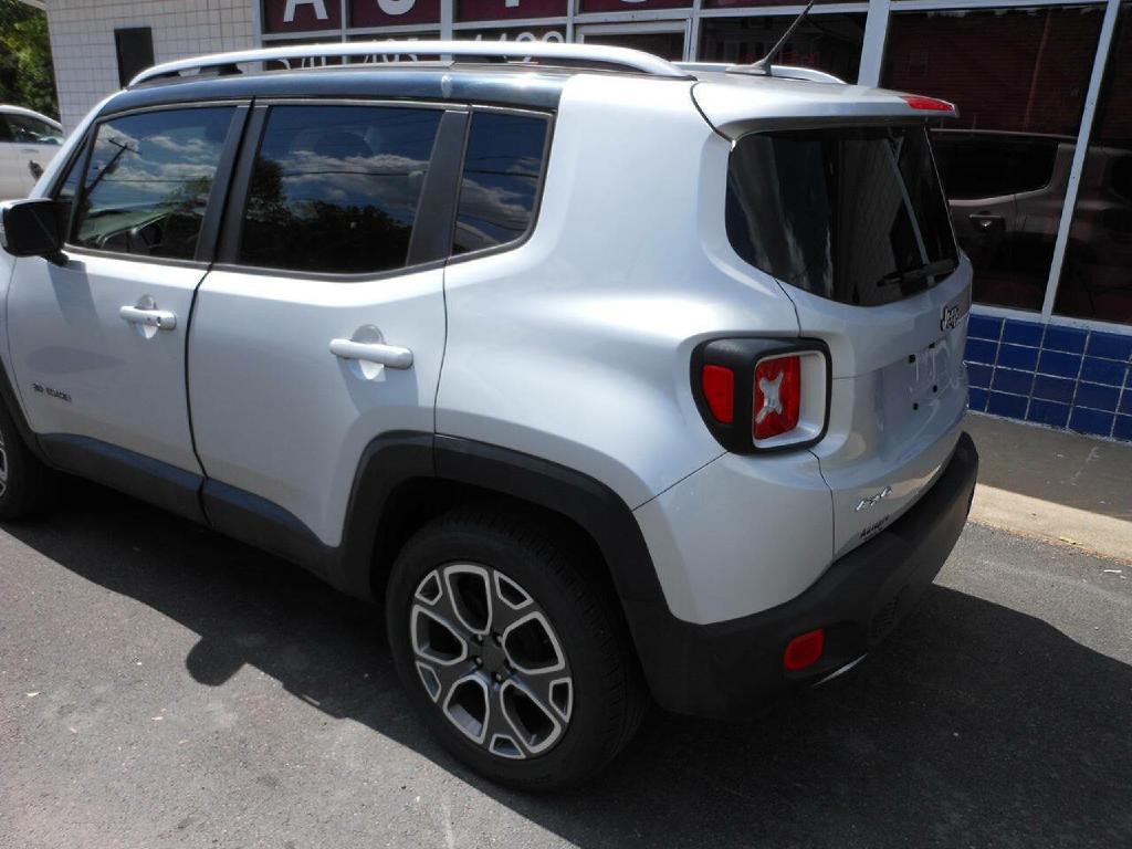 2017 Jeep Renegade Image 7
