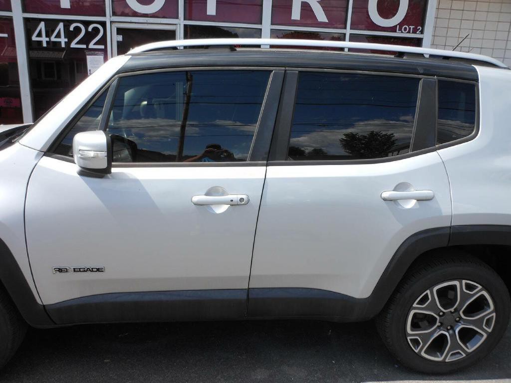 2017 Jeep Renegade Image 8