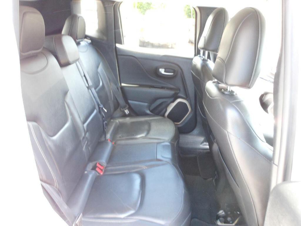 2017 Jeep Renegade Image 13