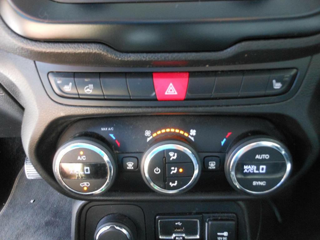 2017 Jeep Renegade Image 18