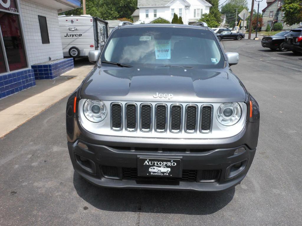 2017 Jeep Renegade Image 2