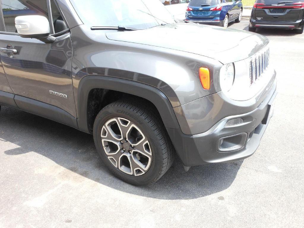 2017 Jeep Renegade Image 3