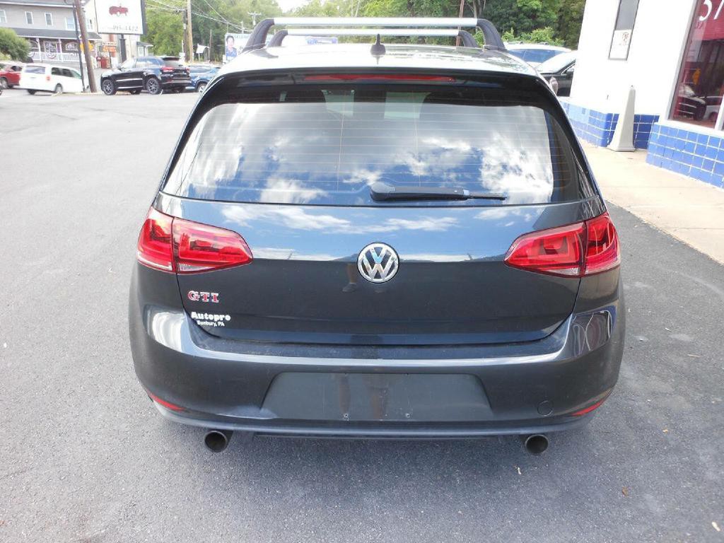 2017 Volkswagen GTI Image 6
