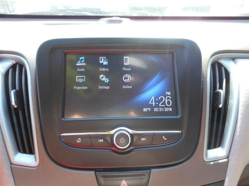 2018 Chevrolet Malibu Image 15