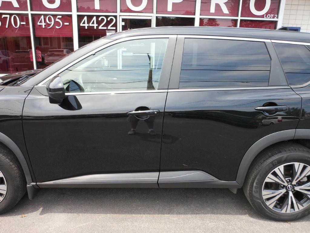 2023 Nissan Rogue Image 8