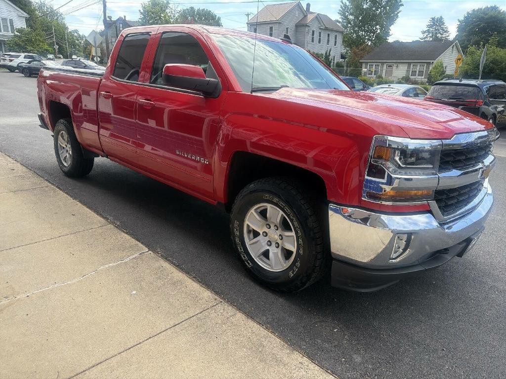 2017 Chevrolet Silverado 1500 Image 3