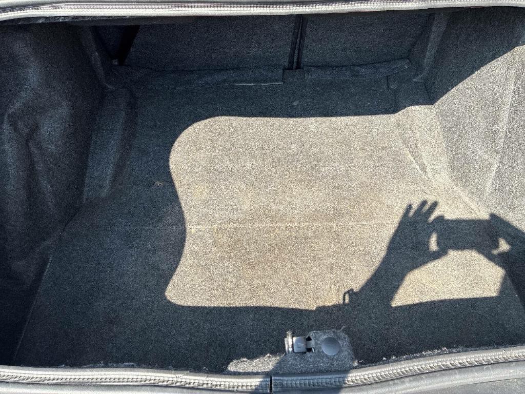2017 Dodge Challenger Image 16