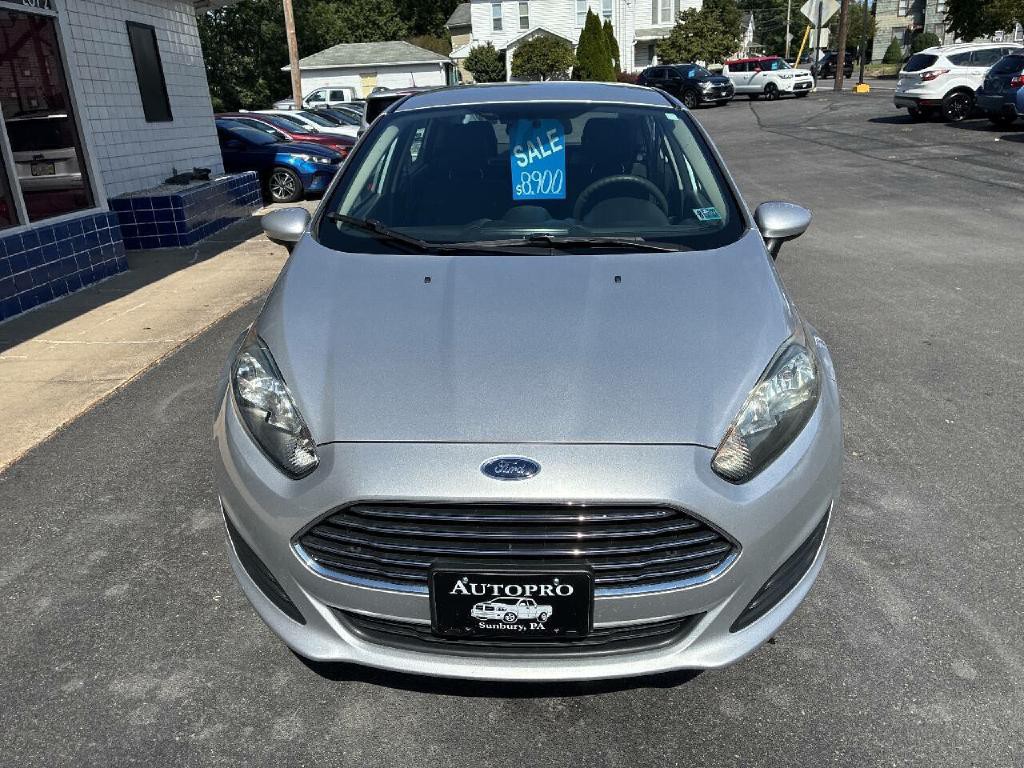 2016 Ford Fiesta Image 2