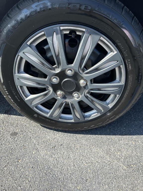 2016 Ford Fiesta Image 20