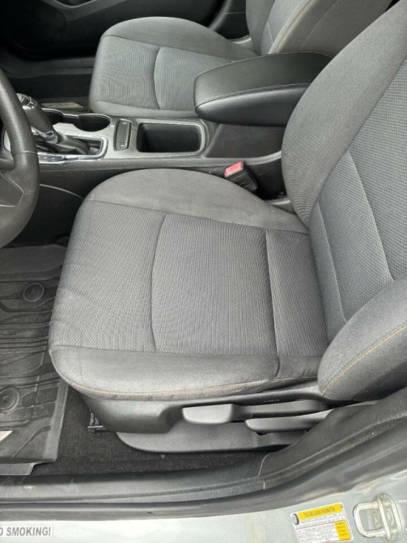 2019 Chevrolet Cruze Image 8