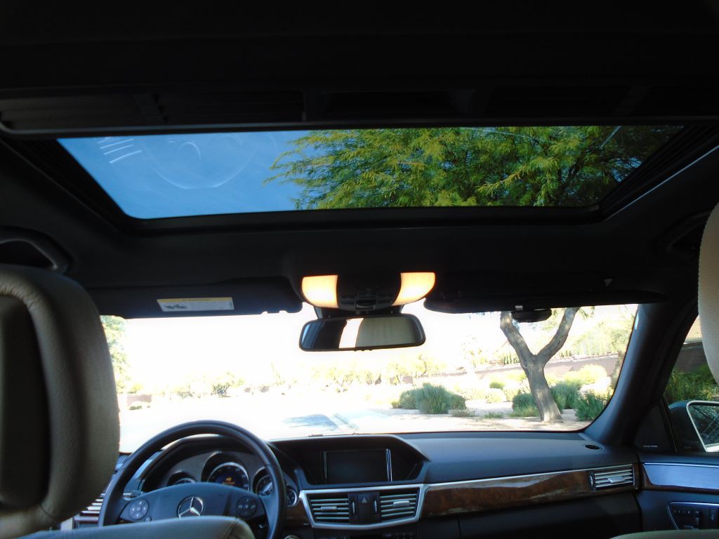 2012 Mercedes-Benz E-Class Image 11