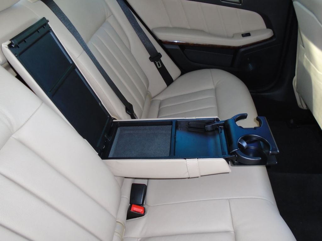 2012 Mercedes-Benz E-Class Image 15