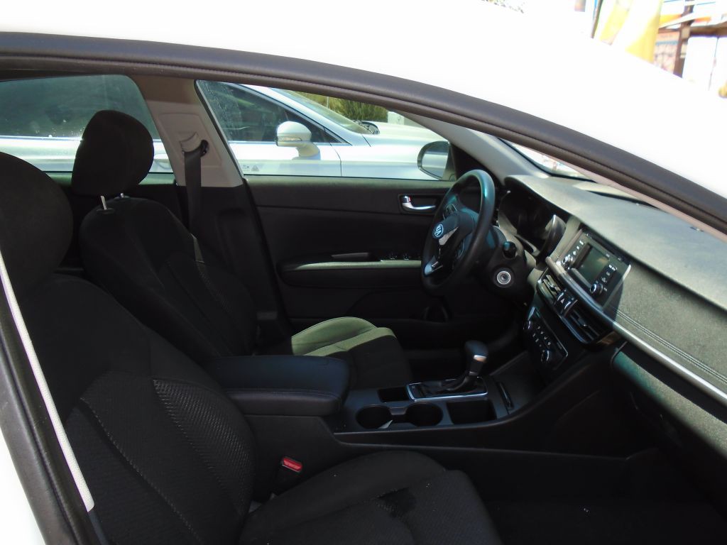 2016 Kia Optima Image 3