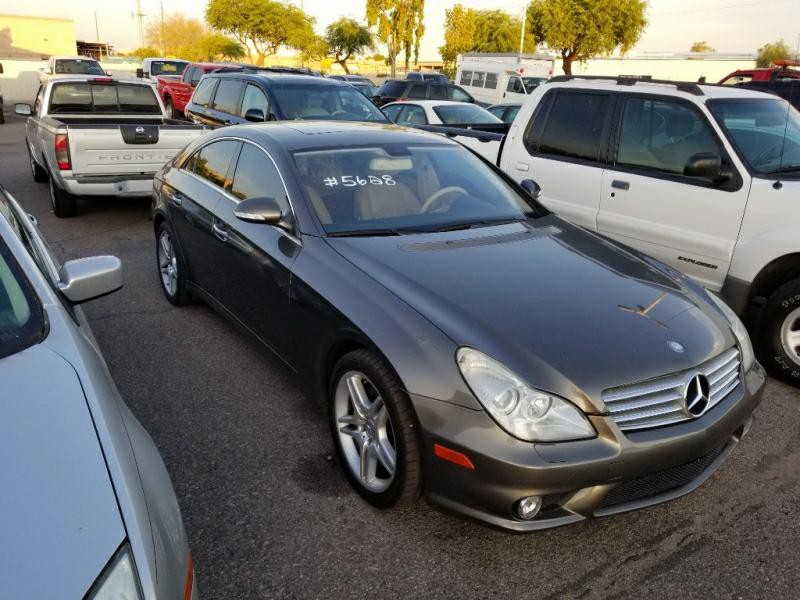2007 Mercedes-Benz CLS-Class Image 3