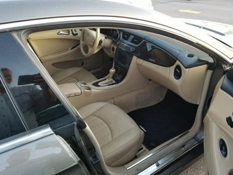 2007 Mercedes-Benz CLS-Class Image 10