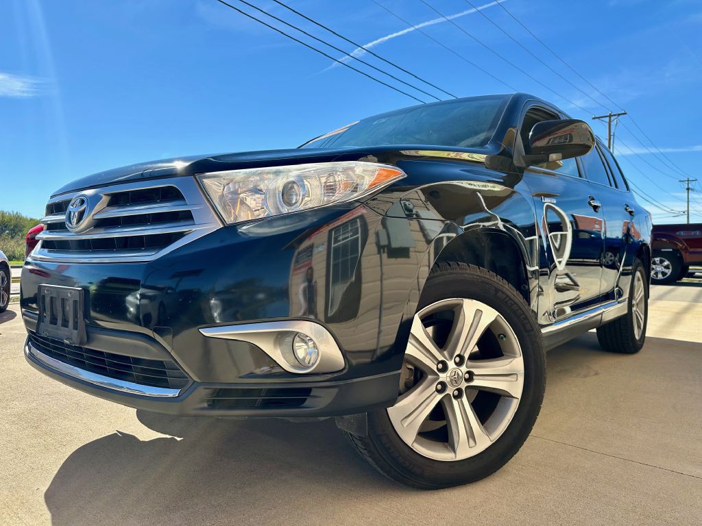 2013 Toyota Highlander Image 3