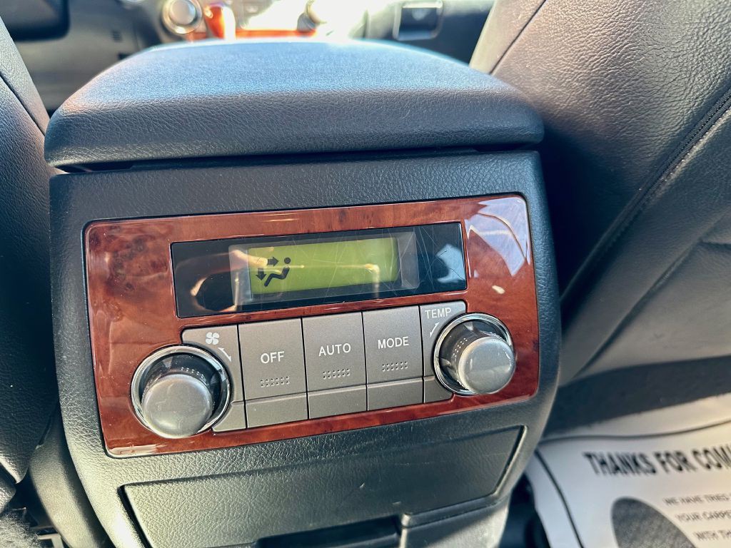2013 Toyota Highlander Image 24