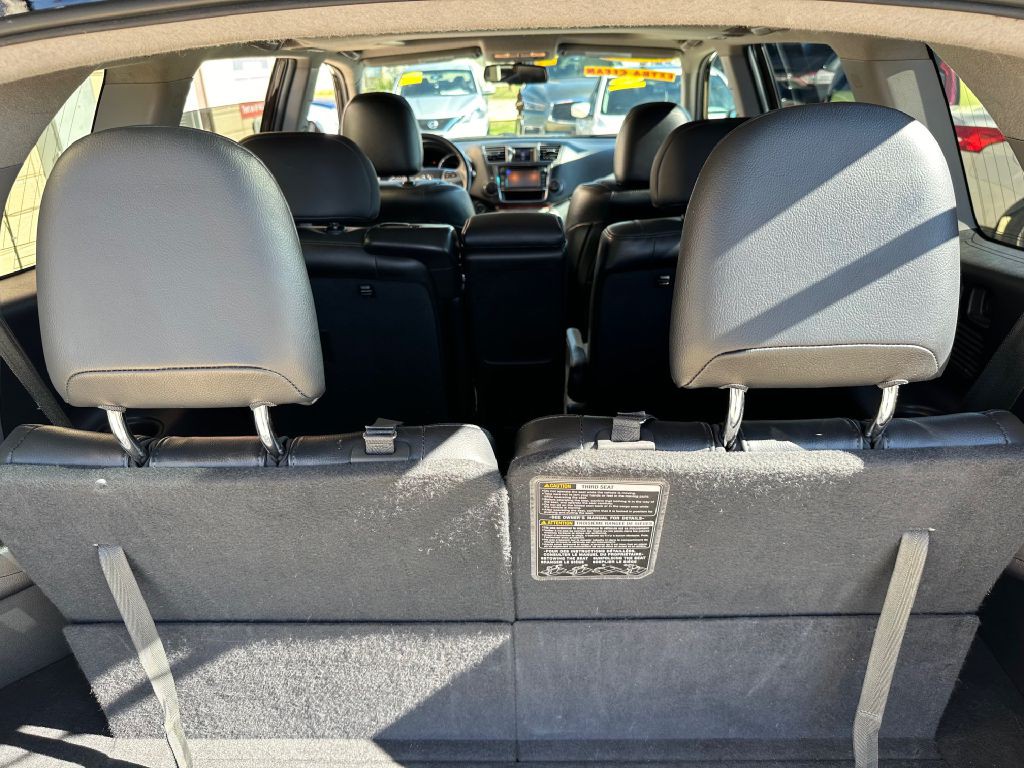 2013 Toyota Highlander Image 35