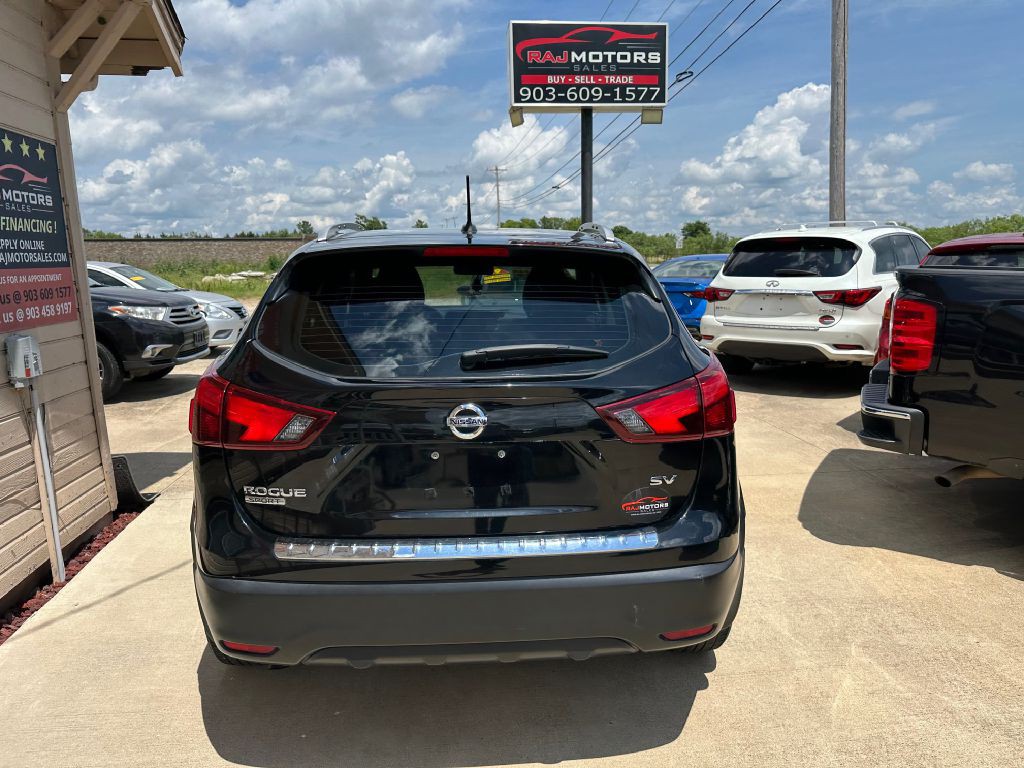 2017 Nissan Rogue Image 15