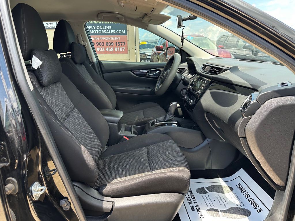 2017 Nissan Rogue Image 26