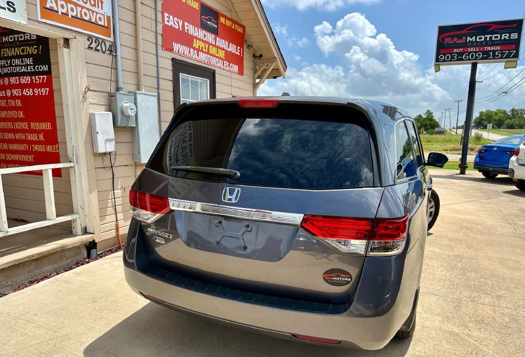 2015 Honda Odyssey Image 10